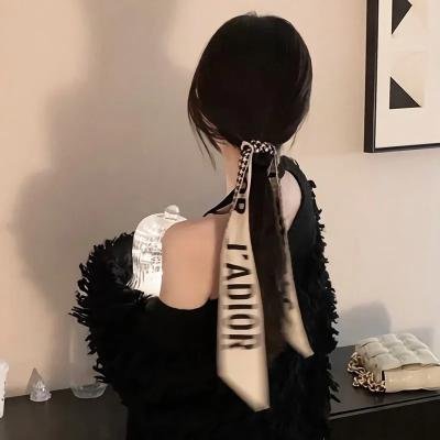 重生后，我果断退婚转嫁冷面教官